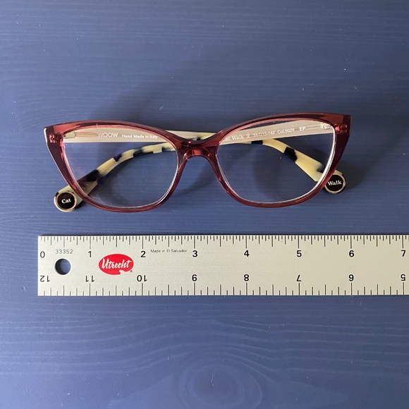 WOOW Cat Walk 2 in Transparent Blackcurrant Glasses - Picture 3 of 12